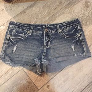 Reign Cutoff Jean Shorts